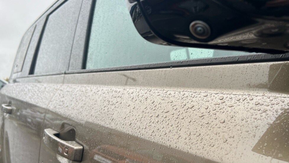 Used Land Rover Defender 2024 for sale - 76297463: Photo 38