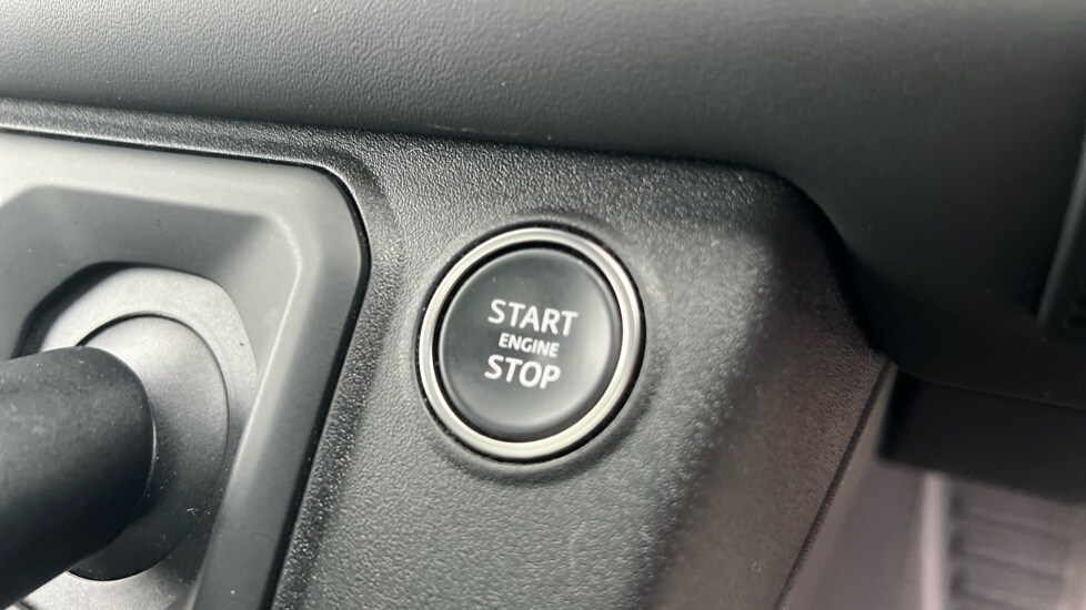 Used Land Rover Defender 2024 for sale - 76297463: Photo 45