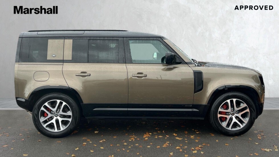 Used Land Rover Defender 2024 for sale - 76297463: Photo 5