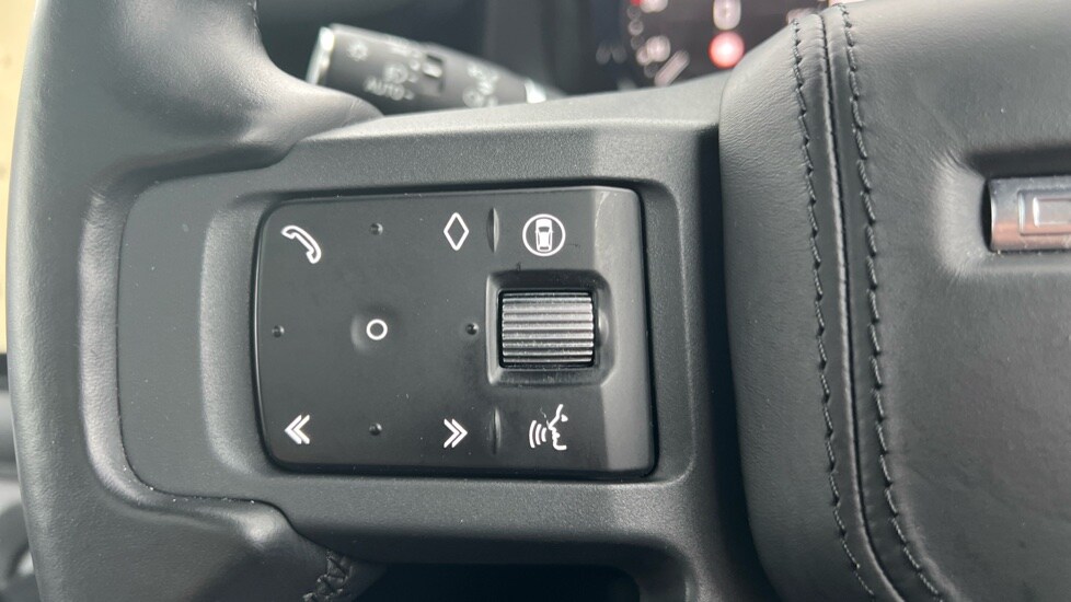 Used Land Rover Defender 2024 for sale - 76297463: Photo 65