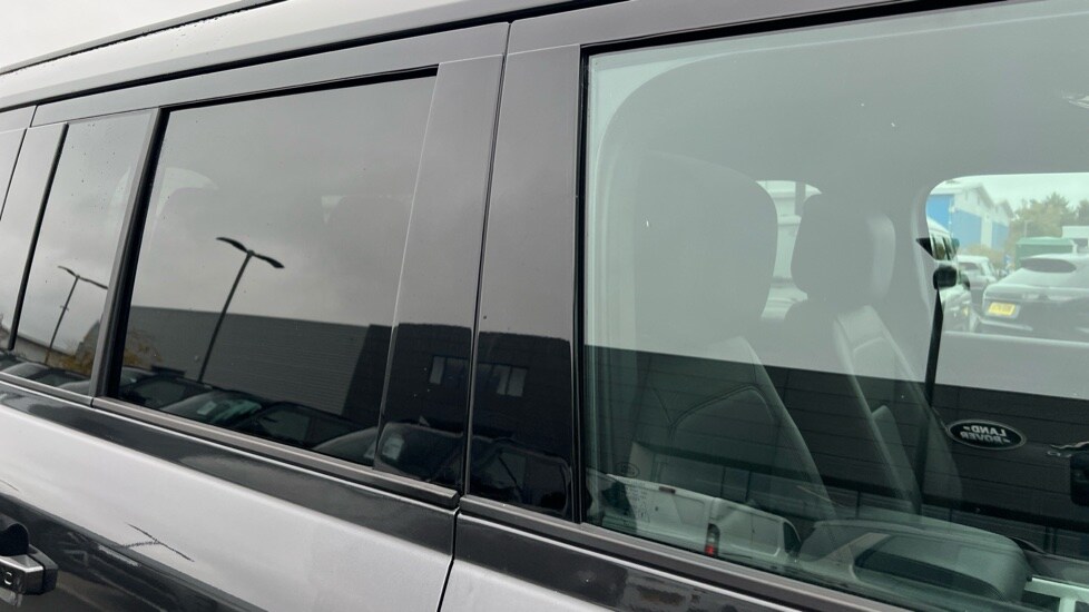 Used Land Rover Defender 2024 for sale - 77021841: Photo 42