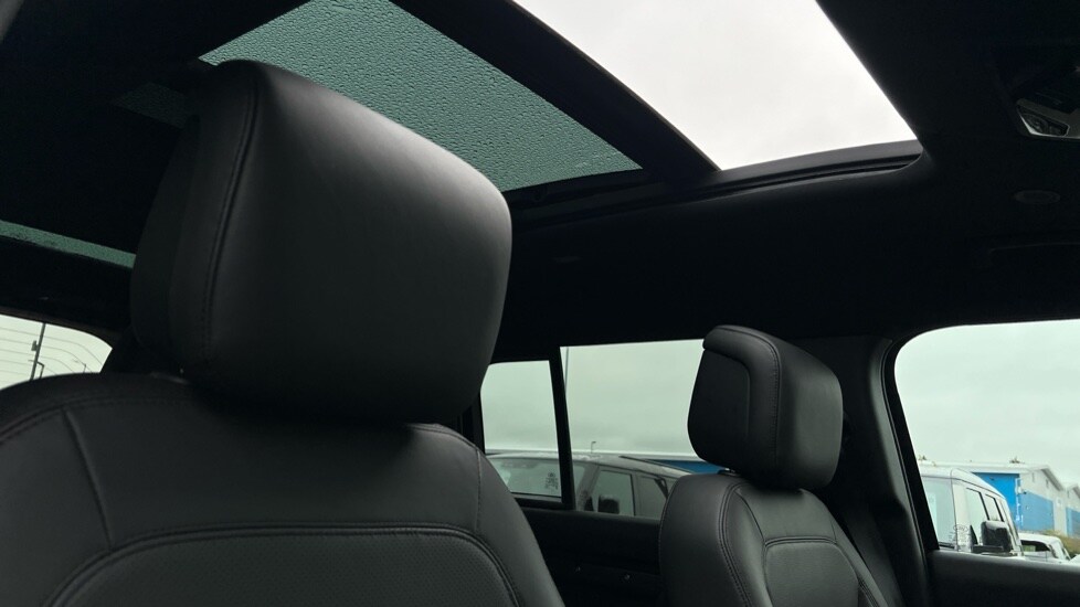 Used Land Rover Defender 2024 for sale - 77021841: Photo 54