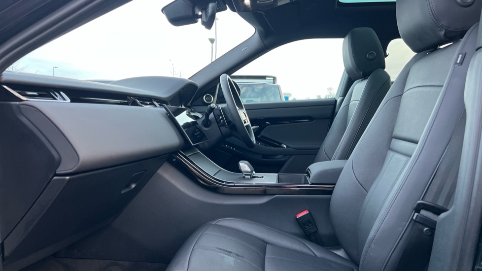 Used Land Rover Range Rover Evoque 2025 for sale - 76773305: Photo 3