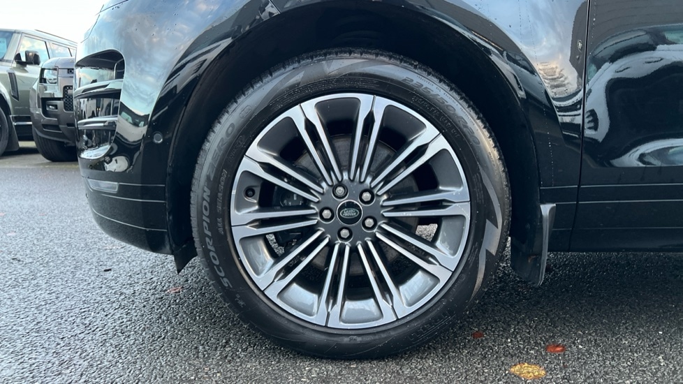 Used Land Rover Range Rover Evoque 2025 for sale - 76773305: Photo 31