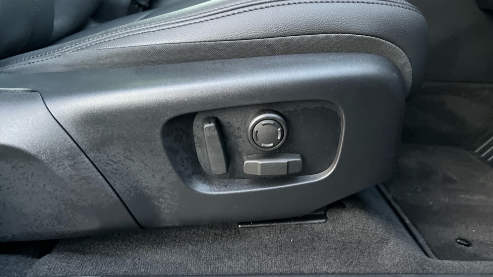 Used Land Rover Range Rover Evoque 2025 for sale - 76773305: Photo 40