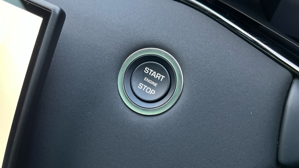 Used Land Rover Range Rover Evoque 2025 for sale - 76773305: Photo 46