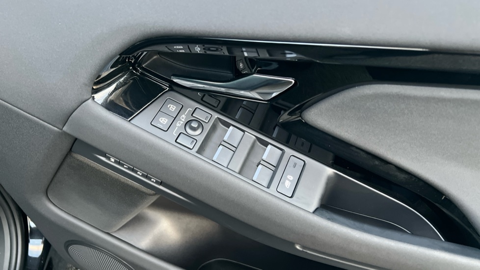 Used Land Rover Range Rover Evoque 2025 for sale - 76773305: Photo 49