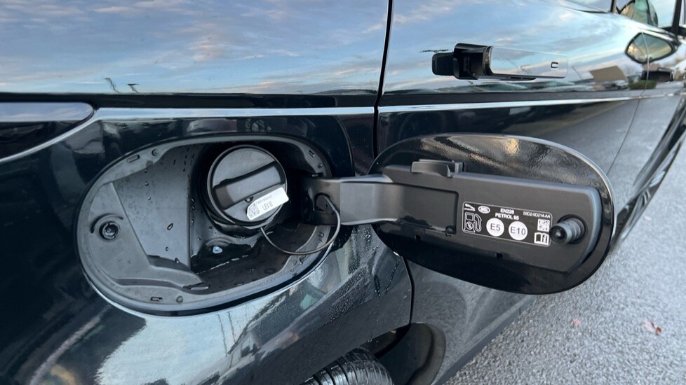 Used Land Rover Range Rover Evoque 2025 for sale - 76773305: Photo 52