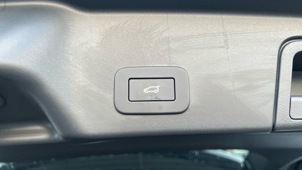 Used Land Rover Range Rover Evoque 2025 for sale - 76773305: Photo 55