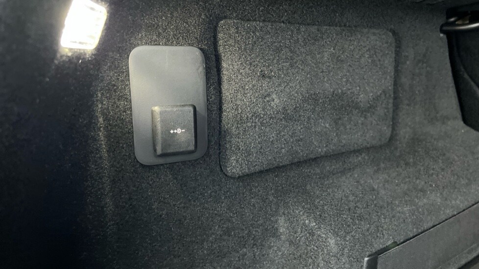 Used Land Rover Range Rover Evoque 2025 for sale - 76773305: Photo 56