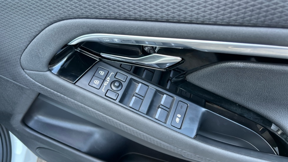 Used Land Rover Range Rover Evoque 2022 for sale - 76145872: Photo 41