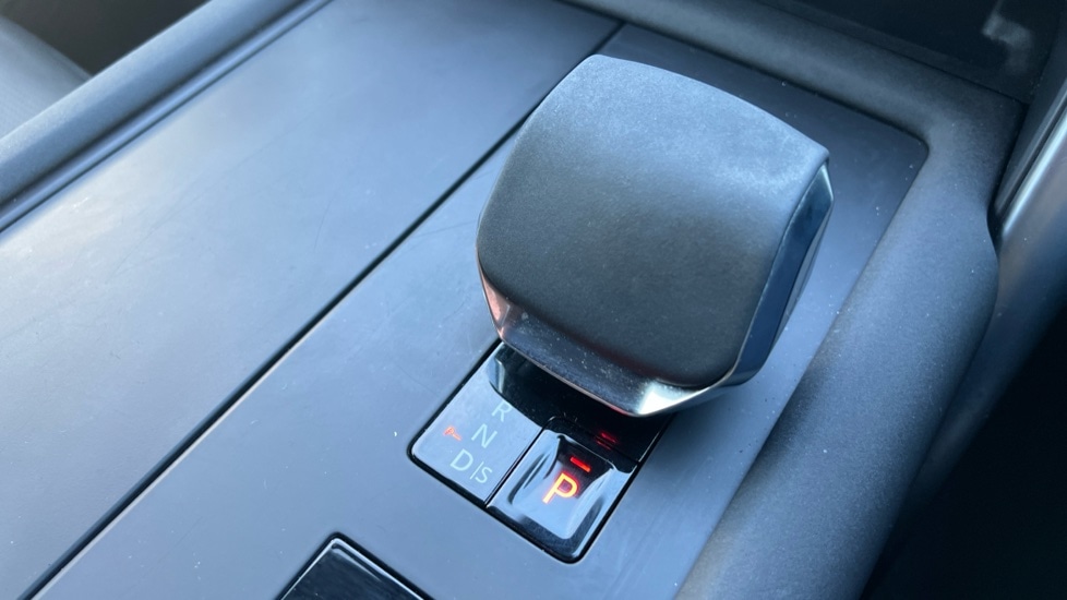 Used Land Rover Discovery 2021 for sale - 76766307: Photo 13