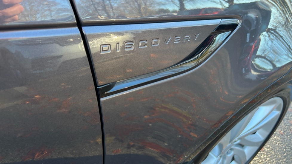 Used Land Rover Discovery 2021 for sale - 76766307: Photo 21