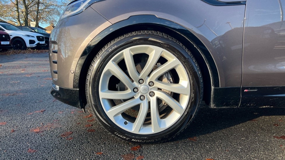 Used Land Rover Discovery 2021 for sale - 76766307: Photo 31