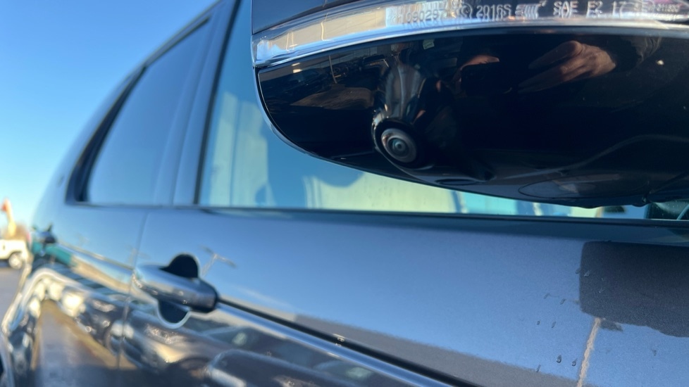 Used Land Rover Discovery 2021 for sale - 76766307: Photo 36