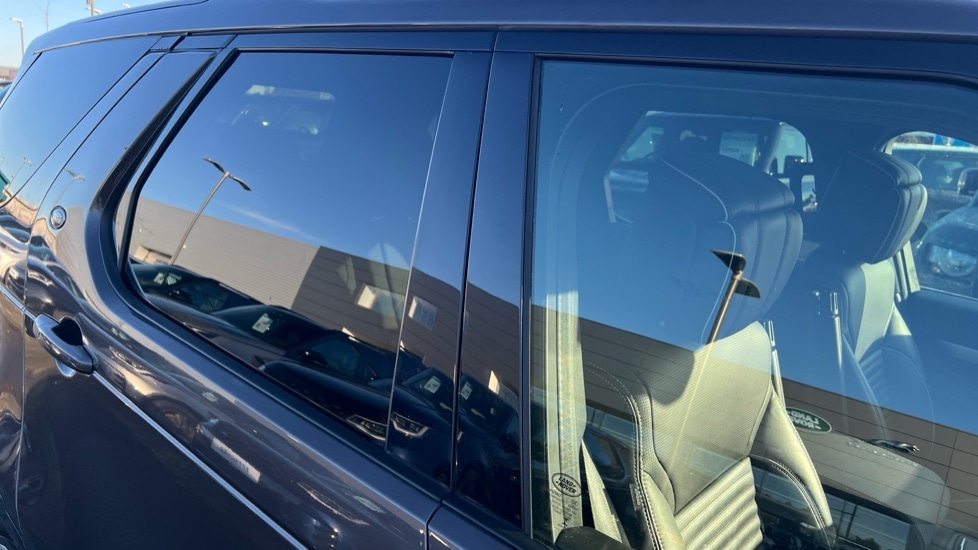 Used Land Rover Discovery 2021 for sale - 76766307: Photo 38