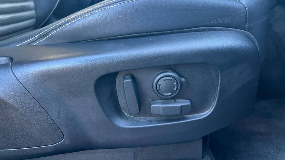 Used Land Rover Discovery 2021 for sale - 76766307: Photo 39