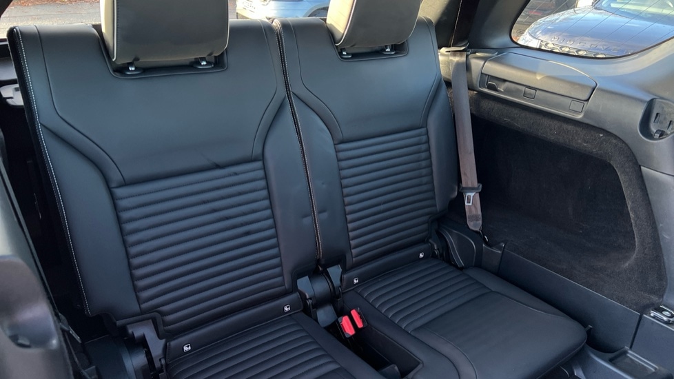 Used Land Rover Discovery 2021 for sale - 76766307: Photo 61