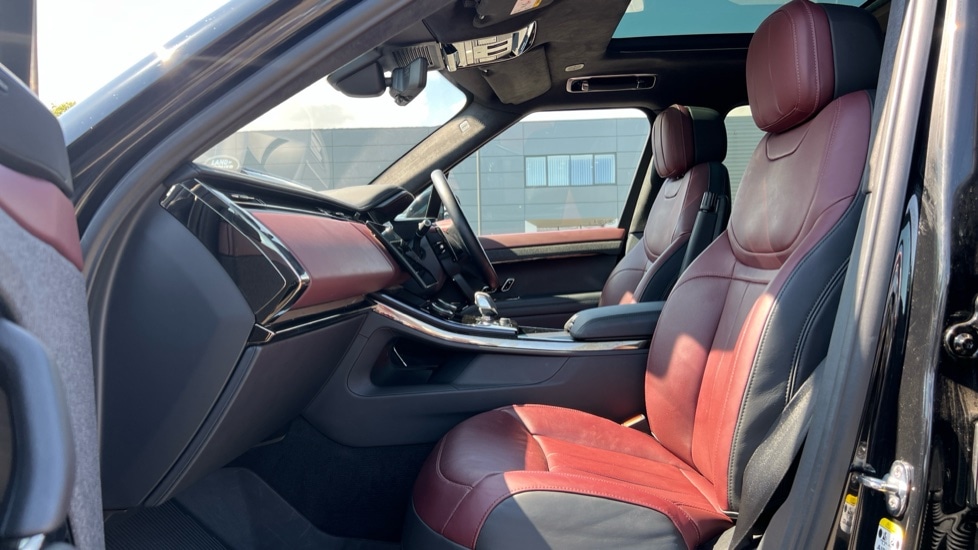 Used Land Rover Range Rover Sport 2023 for sale - 76493943: Photo 3