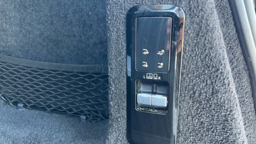 Used Land Rover Range Rover Sport 2023 for sale - 76493943: Photo 43