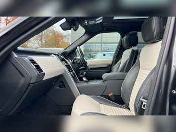 Used Land Rover Discovery 2022 for sale - 76434696: Photo