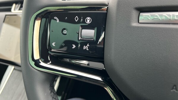 Used Land Rover Range Rover Evoque 2024 for sale - 75466304: Photo 53