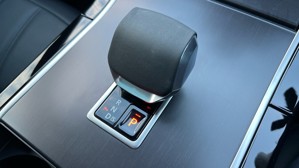 Used Land Rover Range Rover Evoque 2025 for sale - 76881836: Photo 13