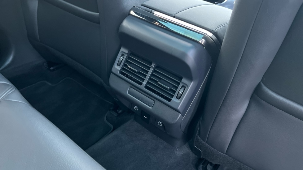 Used Land Rover Range Rover Evoque 2025 for sale - 76881836: Photo 18