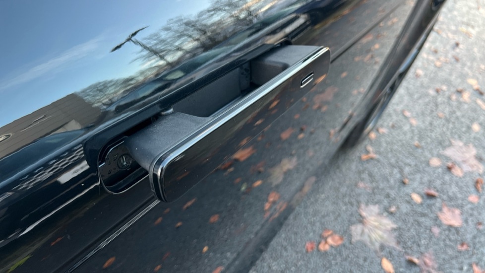 Used Land Rover Range Rover Evoque 2025 for sale - 76881836: Photo 36