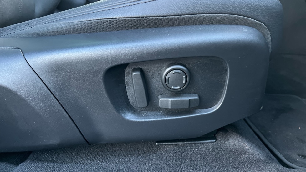 Used Land Rover Range Rover Evoque 2025 for sale - 76881836: Photo 38