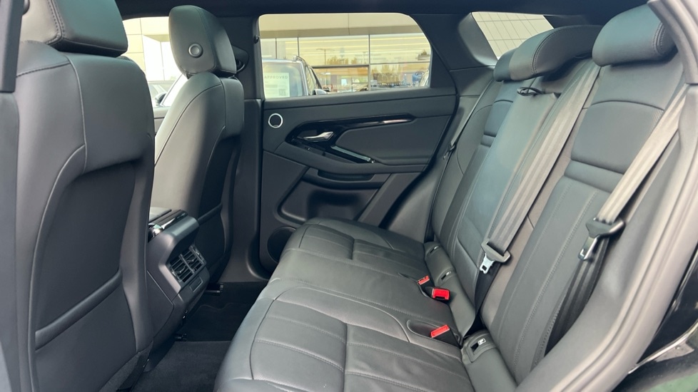 Used Land Rover Range Rover Evoque 2025 for sale - 76881836: Photo 4