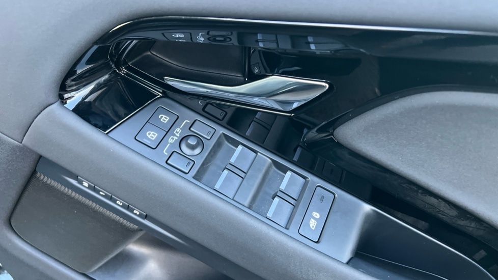 Used Land Rover Range Rover Evoque 2025 for sale - 76881836: Photo 47
