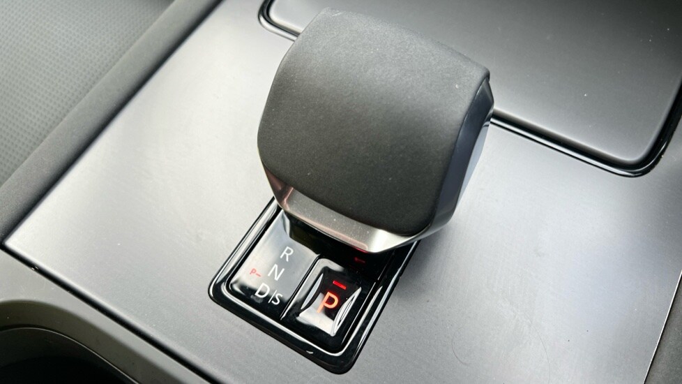 Used Land Rover Discovery Sport 2025 for sale - 76804081: Photo 13