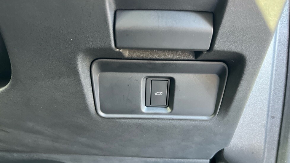 Used Land Rover Discovery Sport 2025 for sale - 76804081: Photo 45