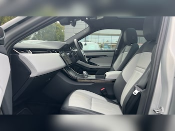 Used Land Rover Range Rover Evoque 2025 for sale - 76145823: Photo 3