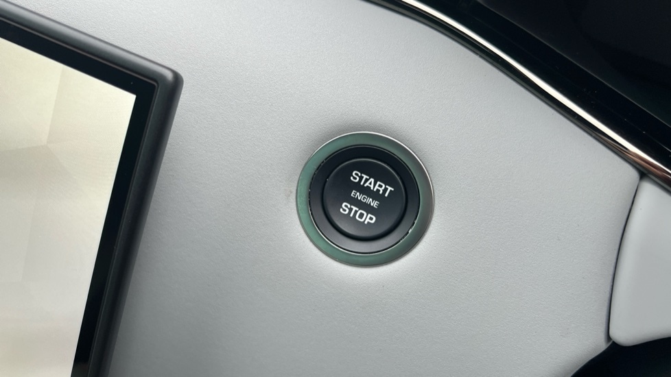 Used Land Rover Range Rover Evoque 2025 for sale - 76145823: Photo 46