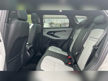 Used Land Rover Range Rover Evoque 2025 for sale - 76145823: Photo 4