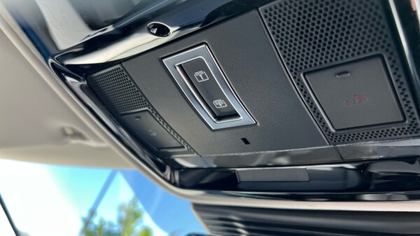 Used Land Rover Range Rover Velar 2024 for sale - 75509698: Photo 36