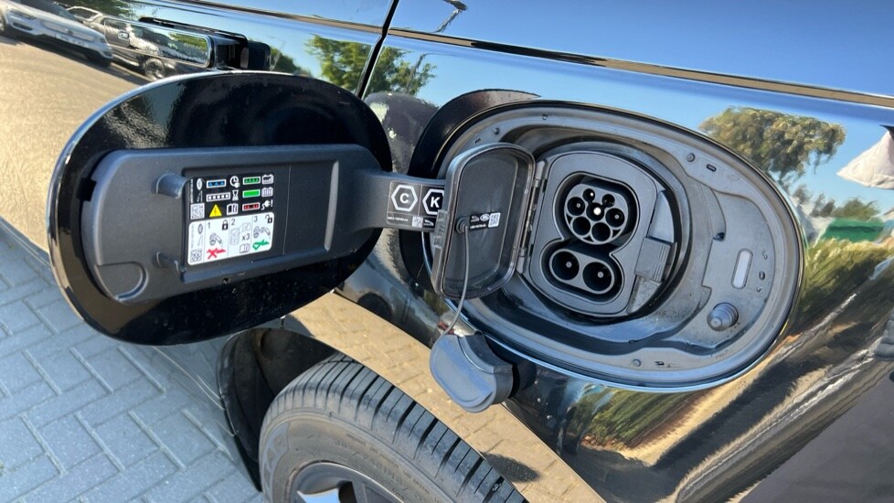Vehicle 48
