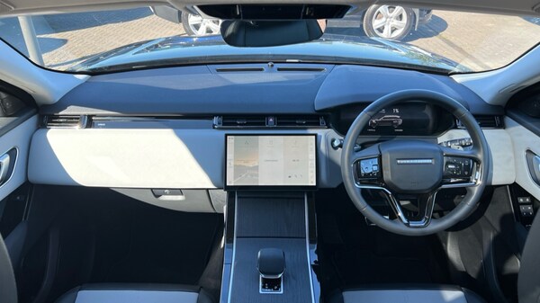 Used Land Rover Range Rover Velar 2024 for sale - 75509698: Photo 9