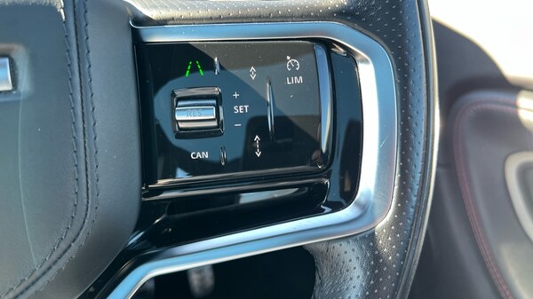 Used Land Rover Discovery Sport 2021 for sale - 76261481: Photo 60