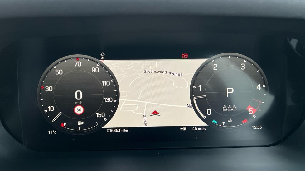 Used Land Rover Defender 2023 for sale - 76664534: Photo 16