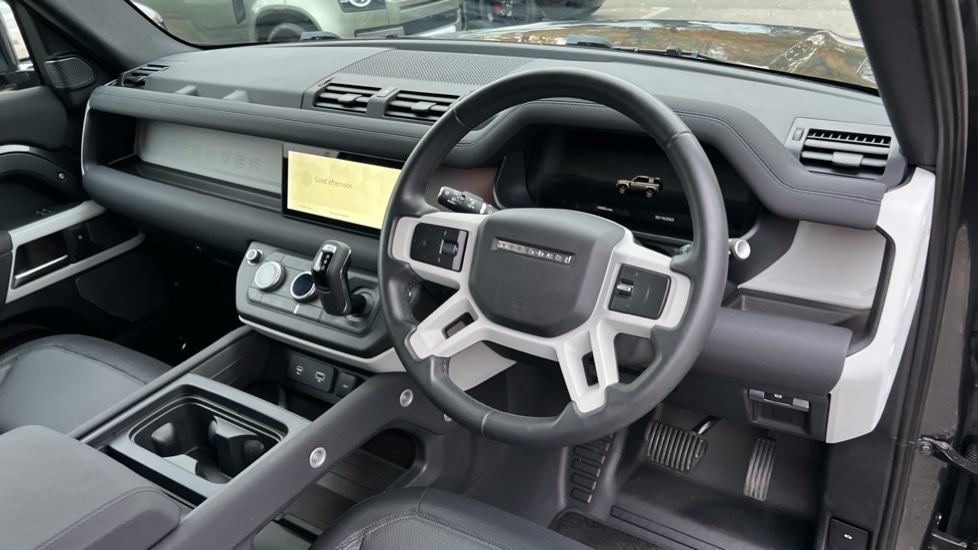 Used Land Rover Defender 2023 for sale - 76664534: Photo 28