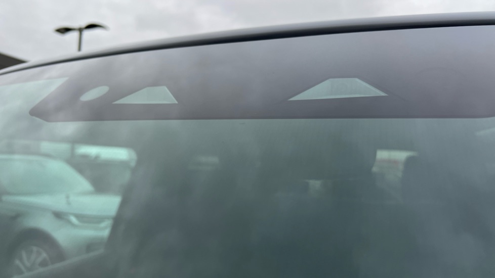 Used Land Rover Defender 2023 for sale - 76664534: Photo 34