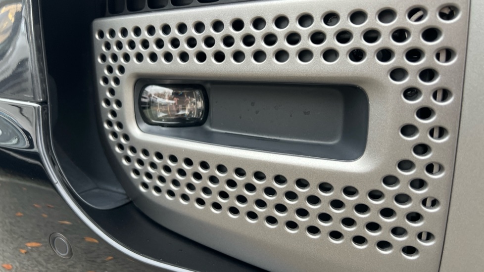 Used Land Rover Defender 2023 for sale - 76664534: Photo 36