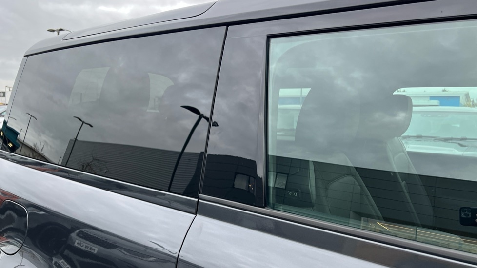 Used Land Rover Defender 2023 for sale - 76664534: Photo 41