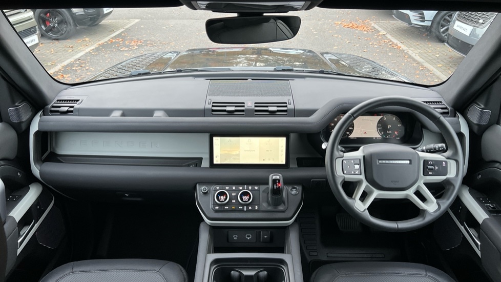 Used Land Rover Defender 2023 for sale - 76664534: Photo 9