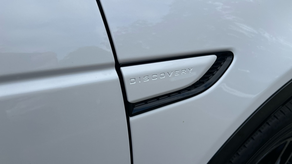 Used Land Rover Discovery Sport 2025 for sale - 76914989: Photo 21