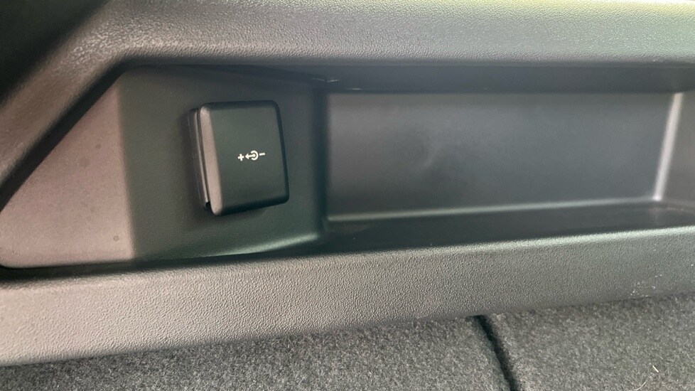 Used Land Rover Discovery Sport 2025 for sale - 76914989: Photo 55