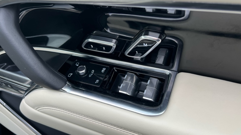 Used Land Rover Range Rover 2024 for sale - 76927993: Photo 51